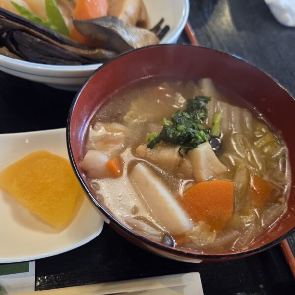 上田の郷・けんちん汁